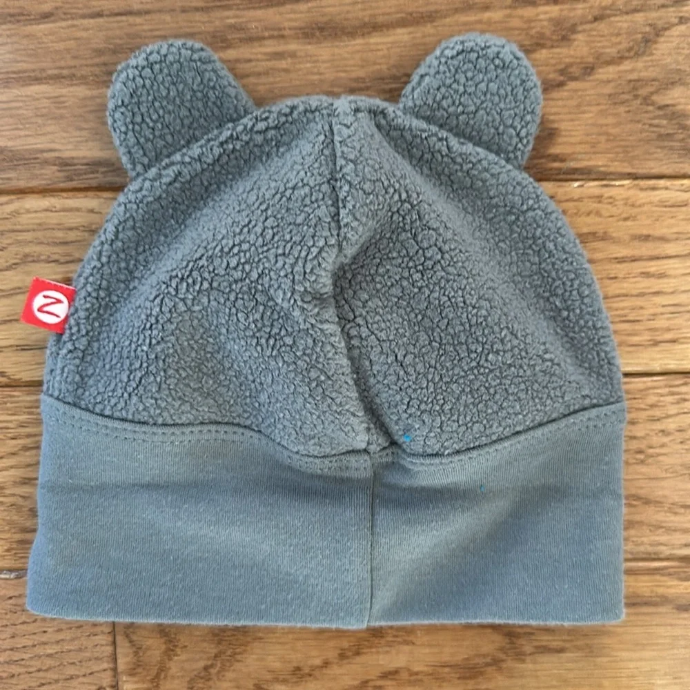 🤎🩶 ZUTANO & CHILDREN'S PLACE Baby Hat gray football 6 months hat EUC